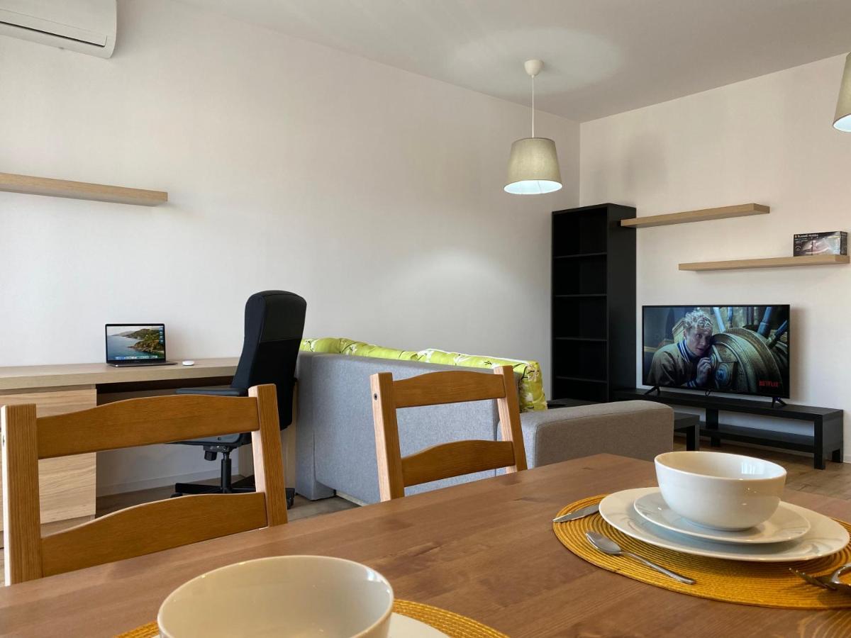 Glam Apartments Lipatti Near Iulius Mall And City Center ティミショアラ エクステリア 写真