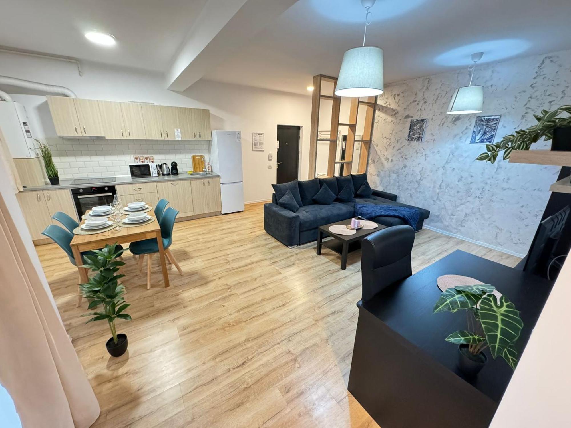 Glam Apartments Lipatti Near Iulius Mall And City Center ティミショアラ エクステリア 写真