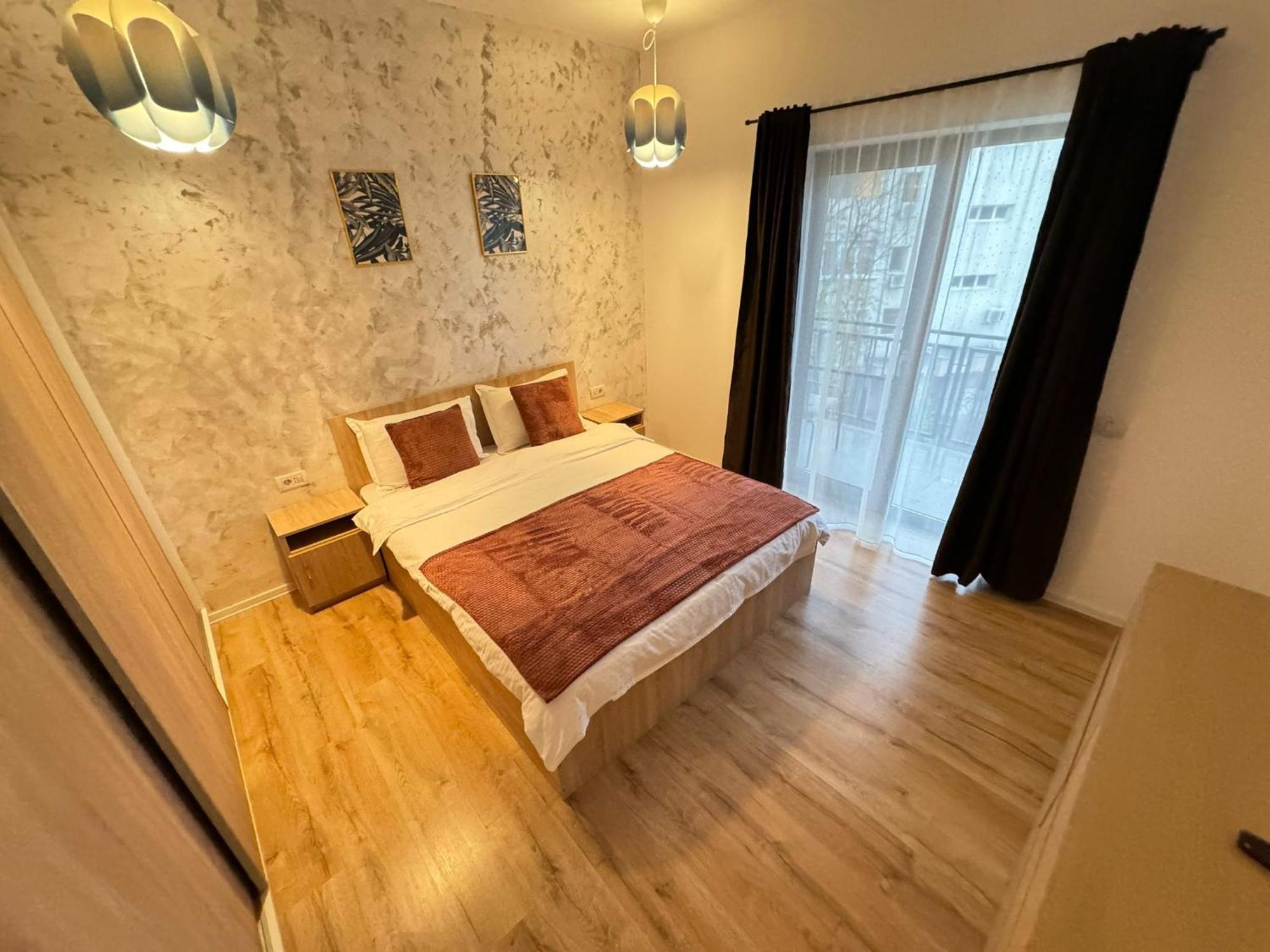 Glam Apartments Lipatti Near Iulius Mall And City Center ティミショアラ エクステリア 写真