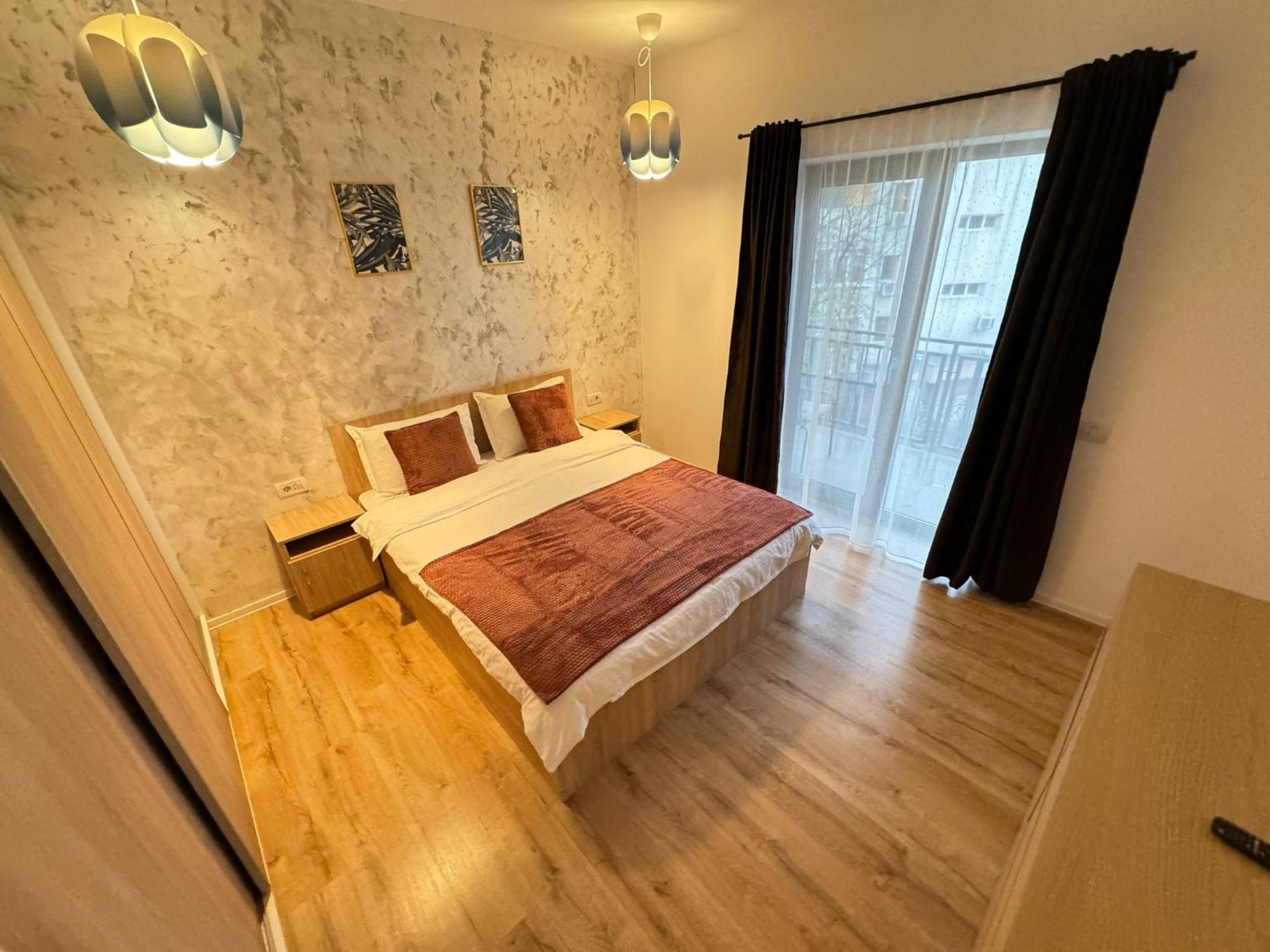 Glam Apartments Lipatti Near Iulius Mall And City Center ティミショアラ エクステリア 写真