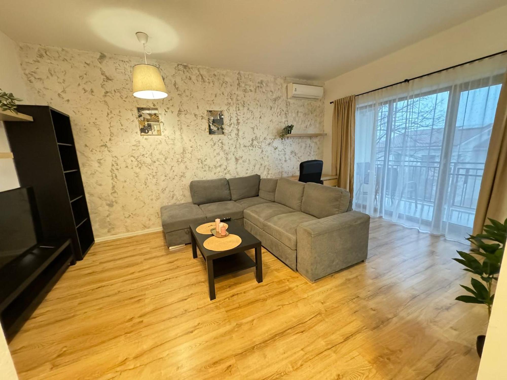 Glam Apartments Lipatti Near Iulius Mall And City Center ティミショアラ エクステリア 写真